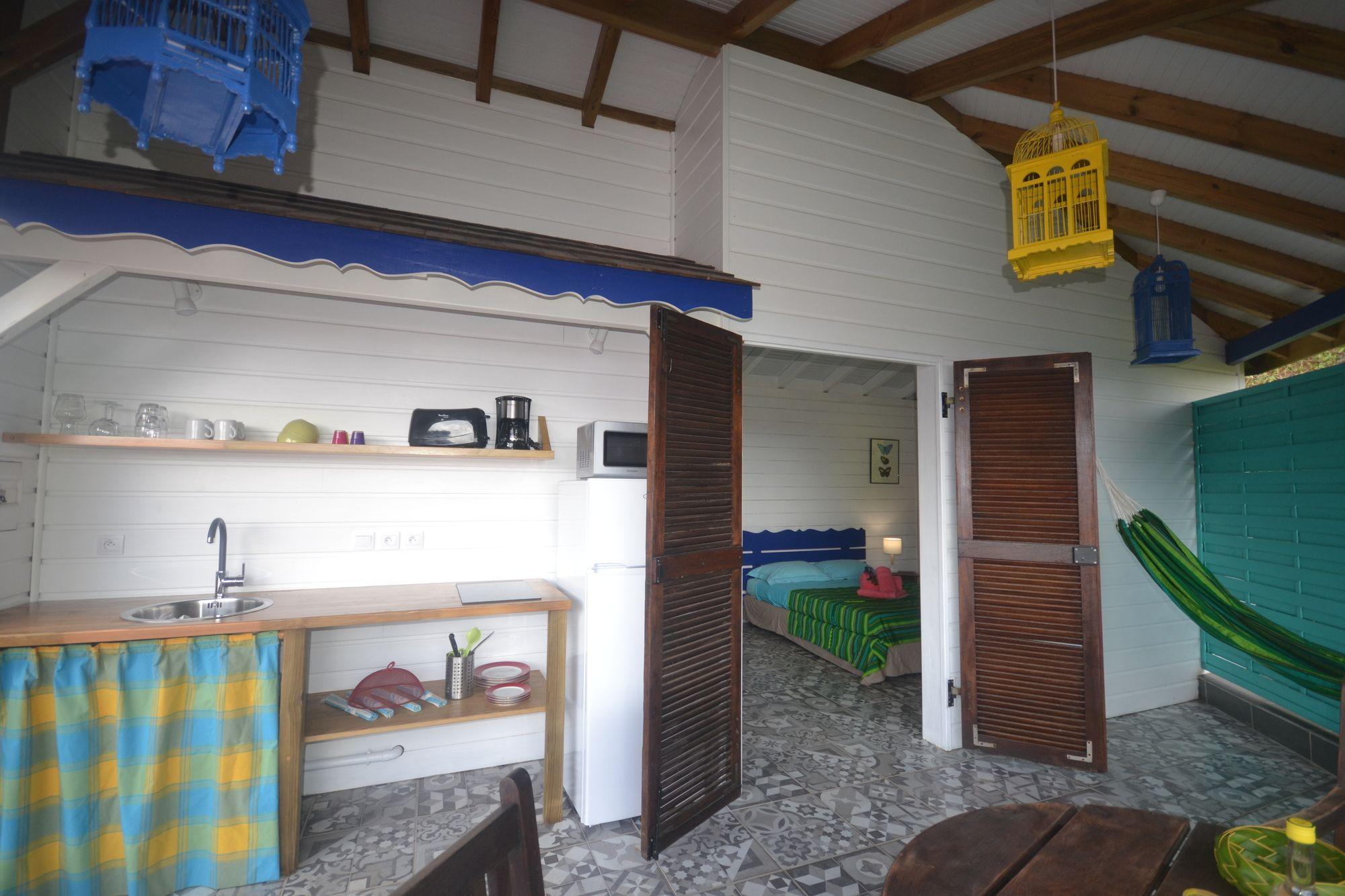 Piton Bungalows Ecolodges Deshaies Buitenkant foto