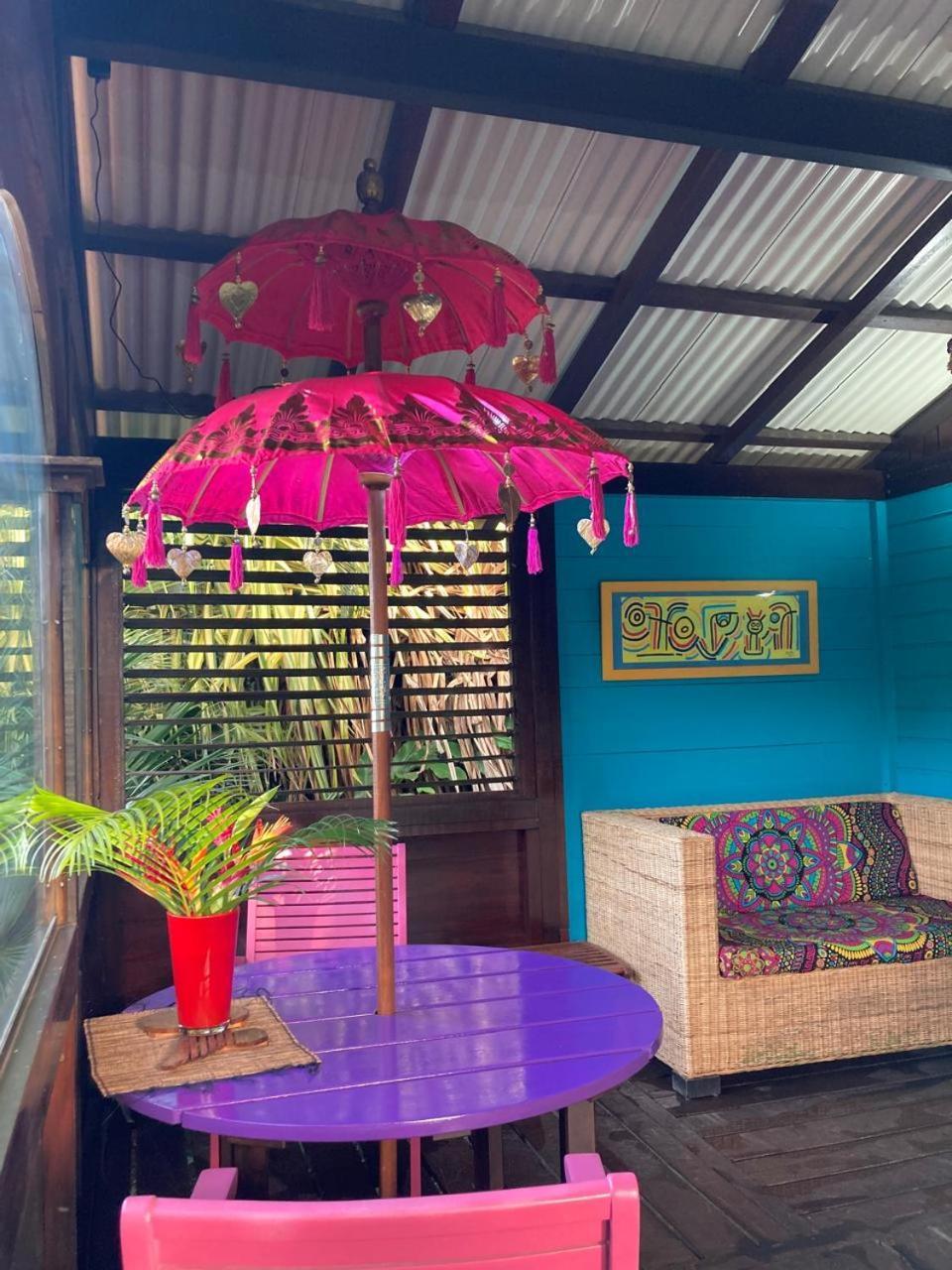 Piton Bungalows Ecolodges Deshaies Buitenkant foto